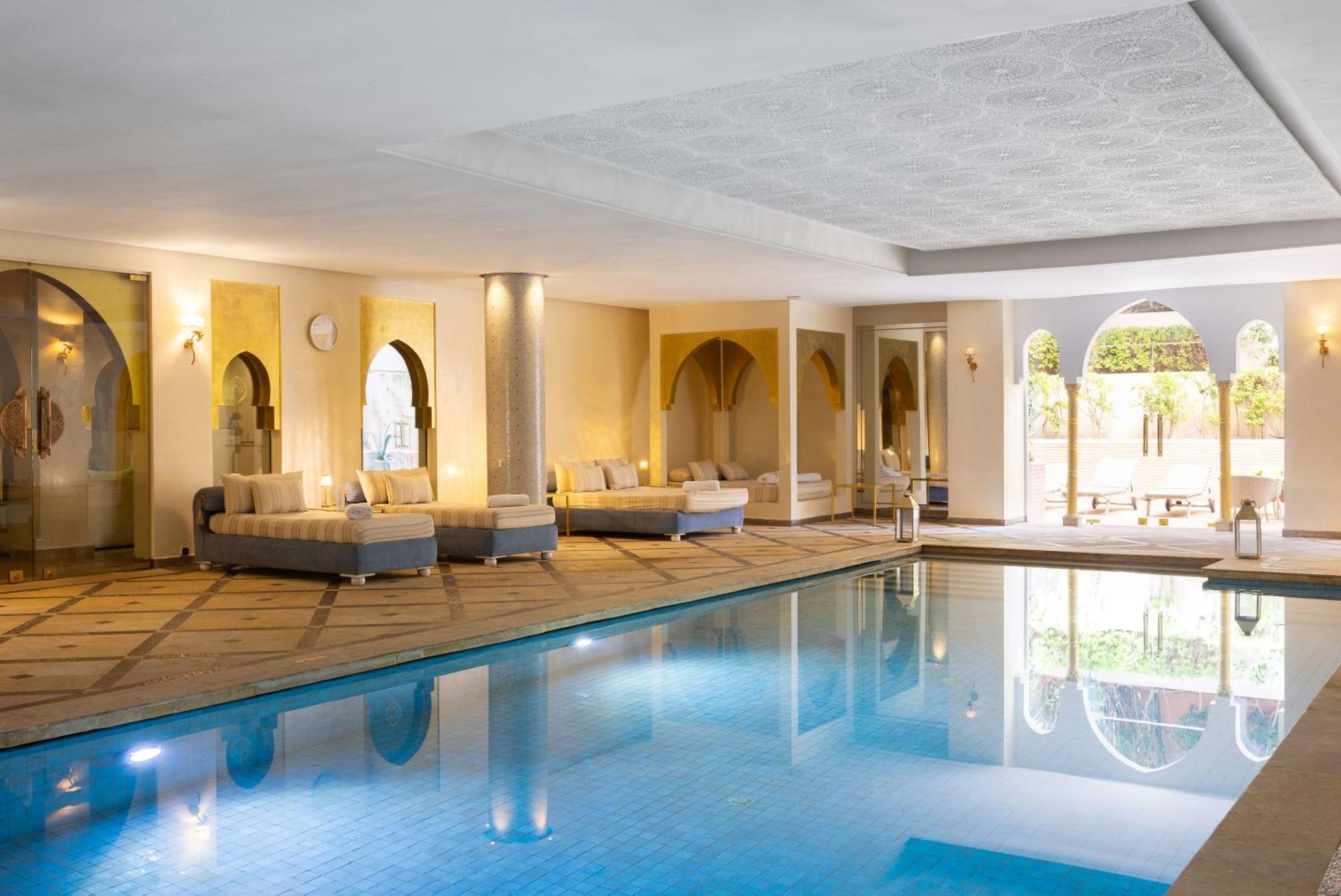 Sofitel Marrakech Palais Imperial & Spa Marakéš Exteriér fotografie The swimming pool at the hotel